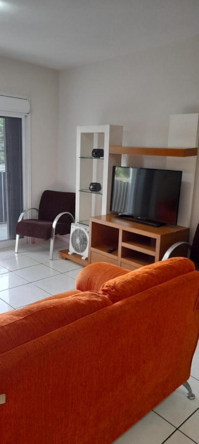 Apartamento Espacoso Com Estacionamento Incluido Foz do Iguaçu Exterior foto