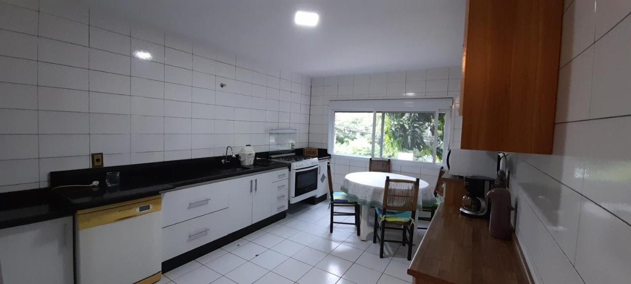 Apartamento Espacoso Com Estacionamento Incluido Foz do Iguaçu Exterior foto